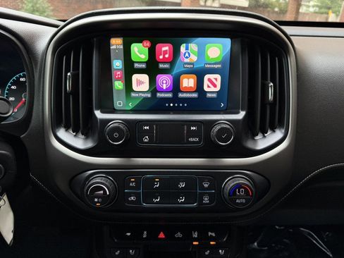 Used 2021 GMC Canyon Denali image 22