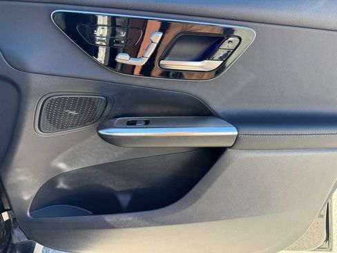 Certified 2025 Mercedes-Benz GLC 300 image 19