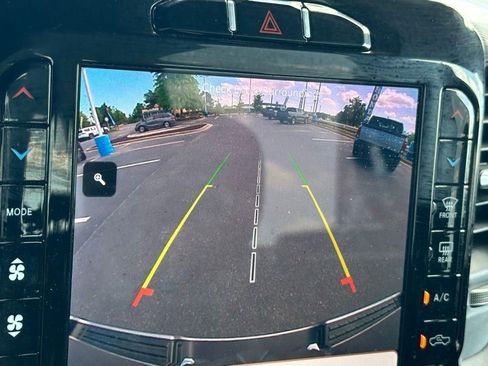 Used 2023 RAM 1500 Laramie image 10