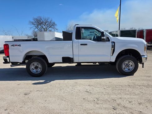 New 2026 Ford F250 XL w/ Snow Plow Prep Package AWD/4WD image 9