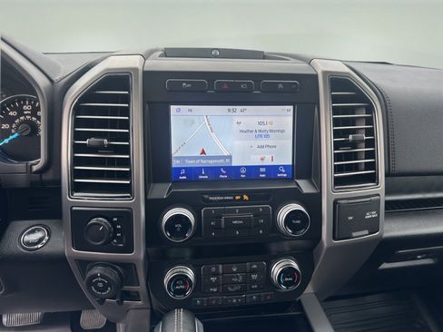 Used 2019 Ford F150 Platinum w/ Equipment Group 701A Luxury image 14