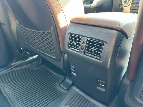 Used 2019 Toyota 4Runner Limited AWD/4WD image 34
