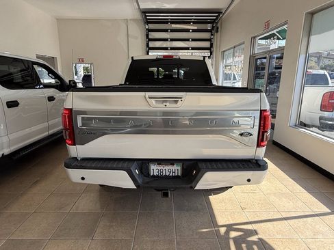 Used 2015 Ford F150 Platinum w/ Equipment Group 701A Luxury AWD/4WD image 30