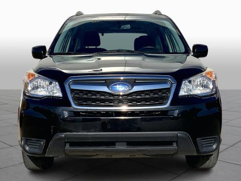Used 2016 Subaru Forester 2.5i Premium image 3