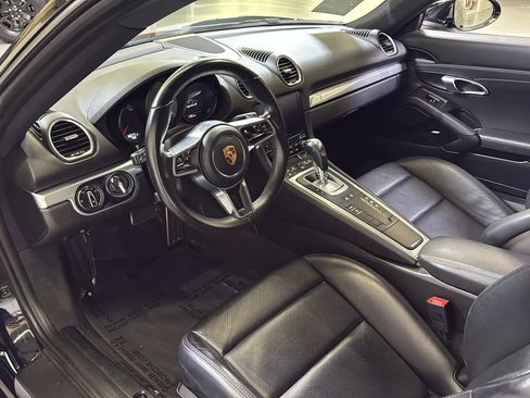 Used 2017 Porsche 718 Cayman S image 13