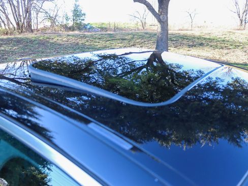 Used 2018 Mercedes-Benz C 300 4MATIC Sedan image 9