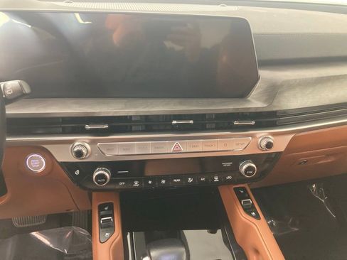 Certified 2023 Kia Telluride EX X-Line image 2