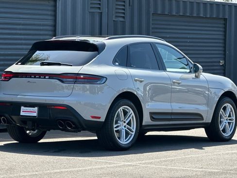 Used 2026 Porsche Macan AWD/4WD image 8