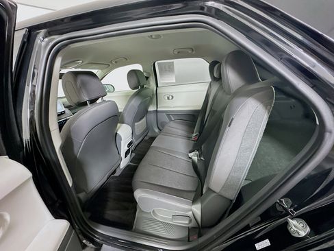 Used 2024 Hyundai Ioniq 5 SEL RWD image 26
