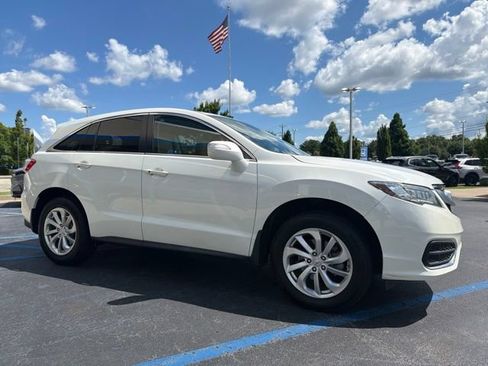 Used 2017 Acura RDX FWD w/ Technology Package image 4