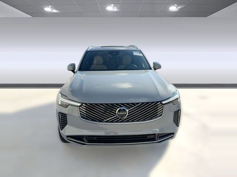 New 2026 Volvo XC90 B6 Plus w/ Protection Package Premier image 6
