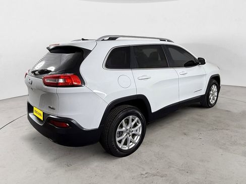 Used 2015 Jeep Cherokee Latitude image 5