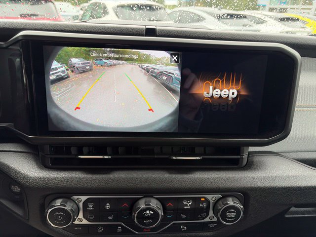 Certified 2024 Jeep Wrangler Sport AWD/4WD image 18