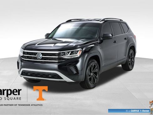 Used 2023 Volkswagen Atlas SE w/ Black Wheel Package FWD image 1
