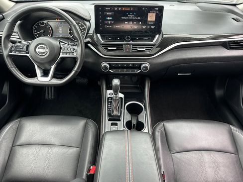 Certified 2024 Nissan Altima 2.5 SR w/ SR Premium Package AWD/4WD image 13