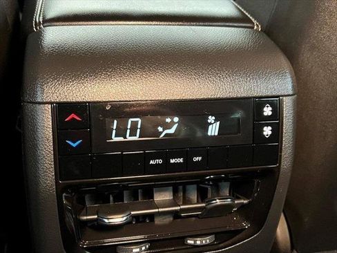 Certified 2024 Jeep Grand Cherokee L Laredo image 24