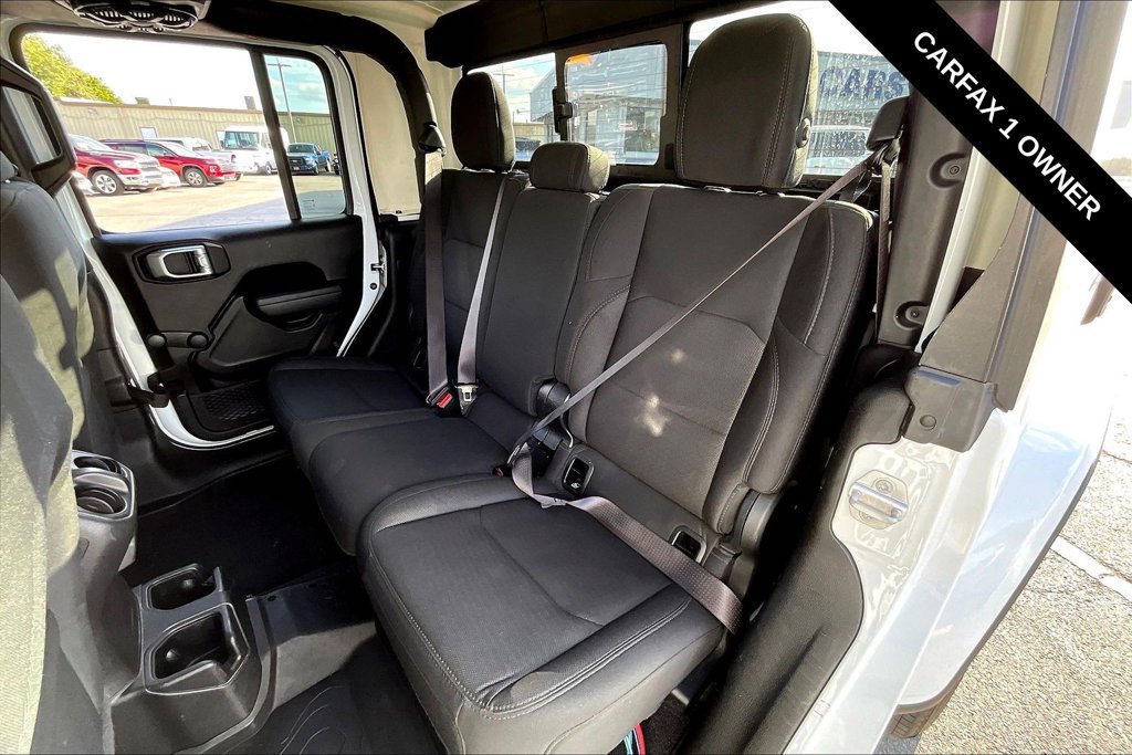 Used 2022 Jeep Gladiator Sport AWD/4WD image 7