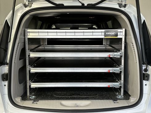 Used 2023 Chrysler Voyager LX FWD image 25