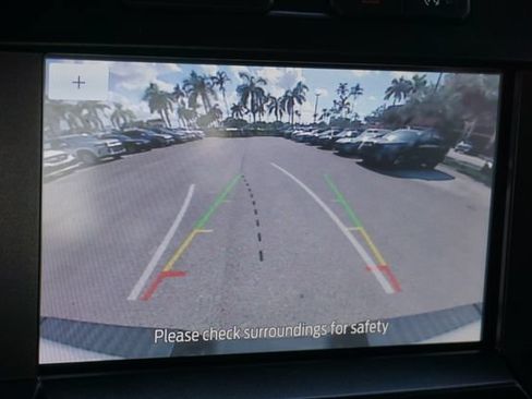 Used 2020 Ford F150 XLT w/ Equipment Group 302A Luxury AWD/4WD image 17