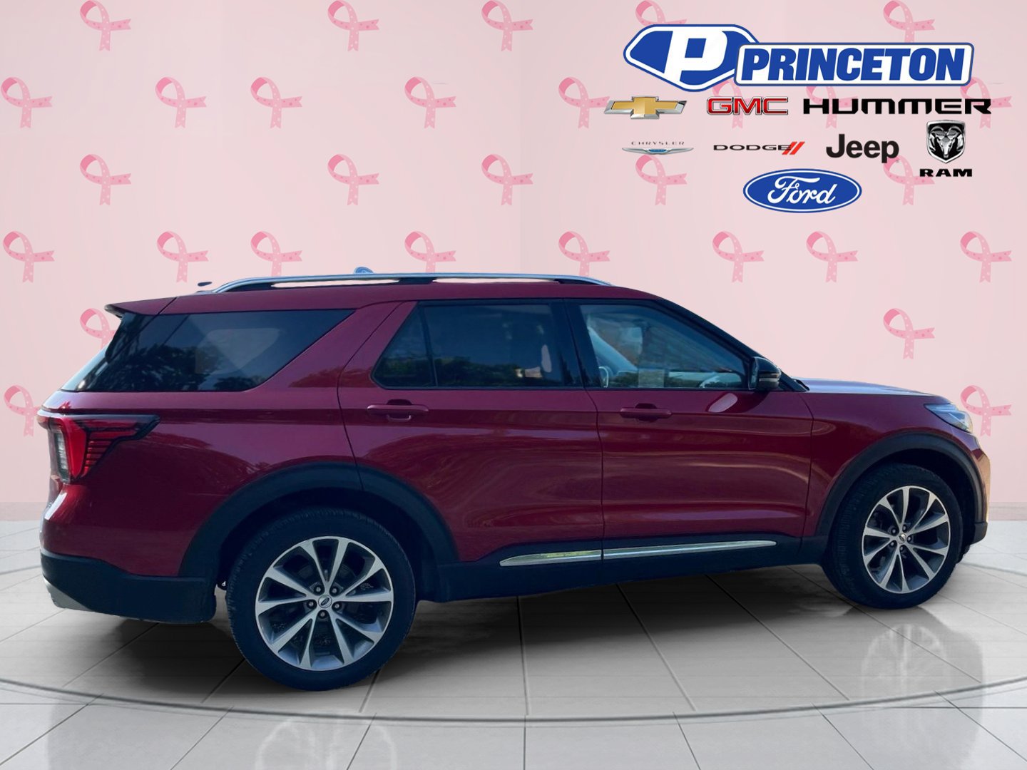 Used 2025 Ford Explorer Platinum w/ Ultimate Package AWD/4WD image 8