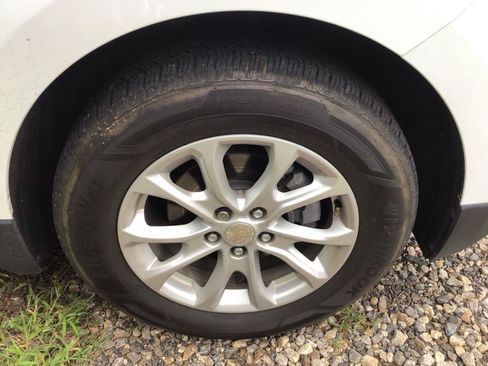 Used 2020 Chevrolet Equinox LT FWD image 9