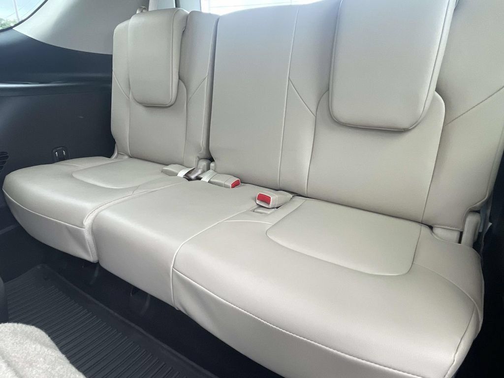 Used 2024 Nissan Armada SL w/ Captain's Chairs Package RWD image 14