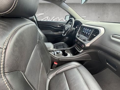 Used 2021 GMC Acadia SLT w/ Elevation Edition image 29