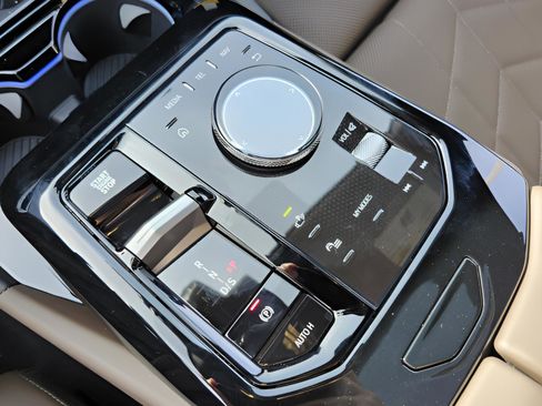 New 2026 BMW 530i RWD image 12