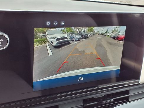 Used 2024 Honda Prologue EX image 22