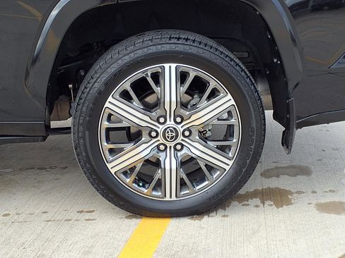 Certified 2024 Toyota Sequoia Capstone image 9