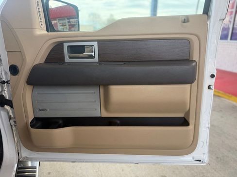 Used 2014 Ford F150 Lariat w/ Equipment Group 502A Luxury image 20