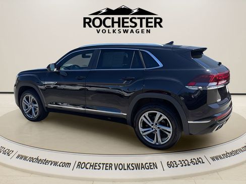 Used 2024 Volkswagen Atlas Cross Sport SEL R-Line AWD/4WD image 4