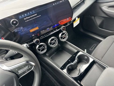 New 2026 Chevrolet Blazer EV LT image 29