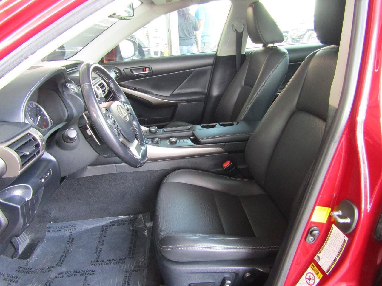 Used 2015 Lexus IS 250 RWD image 9