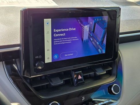 Certified 2025 Toyota Corolla Cross LE w/ Moonroof Package image 23