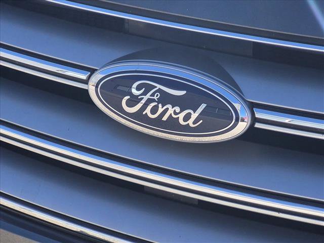 Used 2018 Ford Edge SEL w/ Equipment Group 201A FWD image 12