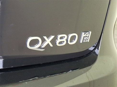 New 2026 INFINITI QX80 Luxe image 20