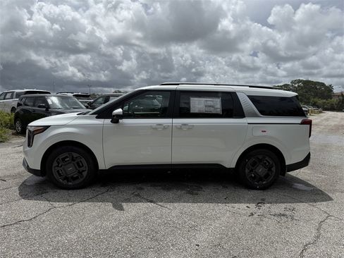 New 2026 Kia Carnival EX image 7