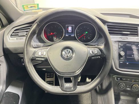Used 2021 Volkswagen Tiguan SE R-Line AWD/4WD image 15