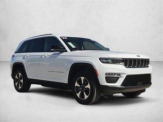 Used 2022 Jeep Grand Cherokee Limited 4xe w/ Luxury Tech Group II AWD/4WD video 3