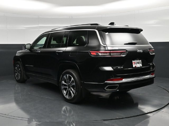 Used 2022 Jeep Grand Cherokee L Overland w/ Luxury Tech Group IV AWD/4WD image 12