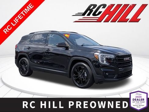 Used 2022 GMC Terrain SLT w/ Infotainment Package II FWD image 1