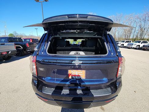 Certified 2024 Chevrolet Tahoe Z71 w/ Luxury Package image 37