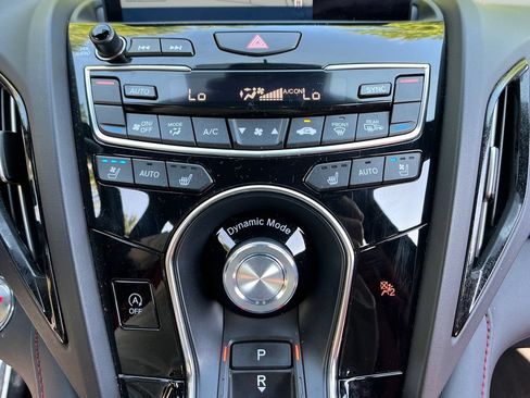 Used 2022 Acura RDX A-Spec AWD/4WD image 17