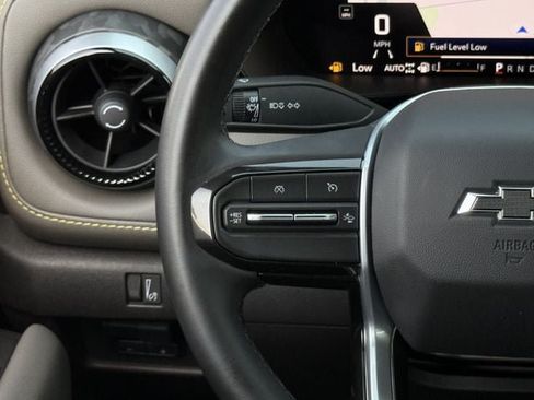 Used 2024 Chevrolet Colorado ZR2 AWD/4WD image 14