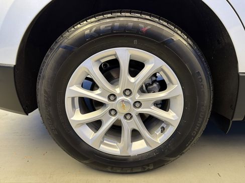 Used 2021 Chevrolet Equinox LT image 9