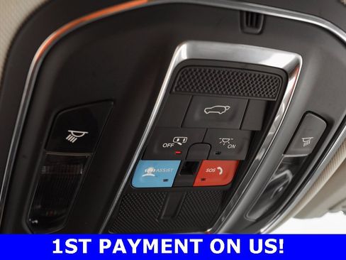 Certified 2023 Jeep Grand Cherokee Laredo w/ Luxury Tech Group I image 30