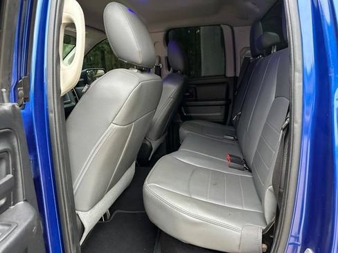 Used 2014 RAM 1500 Express RWD image 10