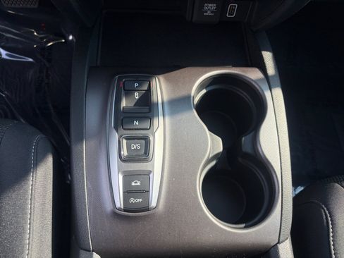 Used 2023 Honda Ridgeline Sport image 18