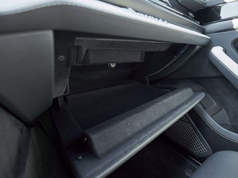 Used 2025 Lamborghini Urus SE image 82